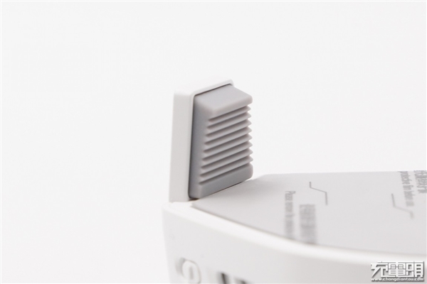 小米10定制版冰封散熱背夾BR11拆解：1分鐘降溫至15度的秘密在此