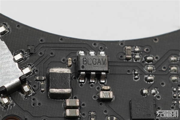小米10定制版冰封散熱背夾BR11拆解：1分鐘降溫至15度的秘密在此