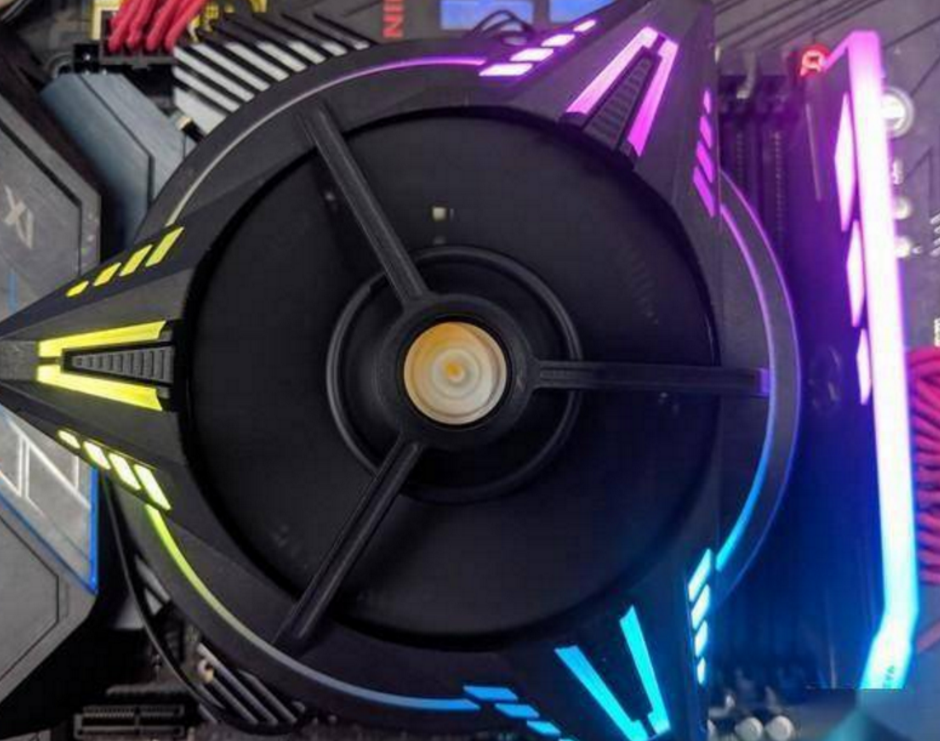 如何選擇風(fēng)冷散熱器和水冷散熱器？