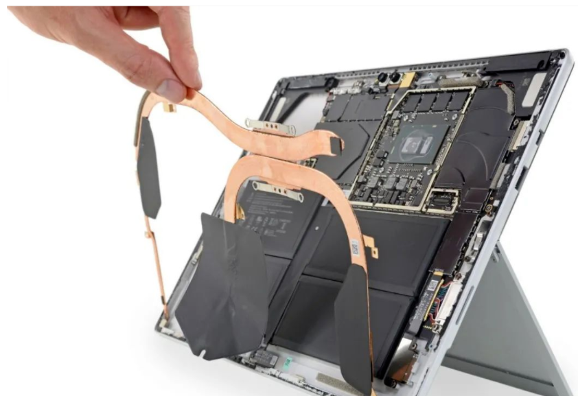 論散熱設(shè)計(jì)的重要性！復(fù)合合金冷板在筆記本散熱上展示優(yōu)勢(shì)