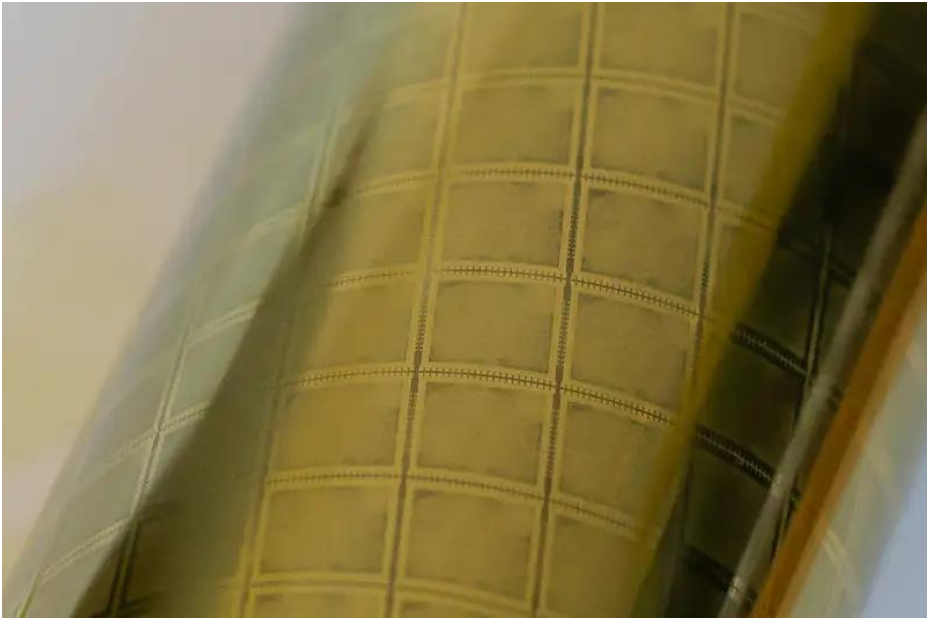 超越硅元素：Arm發(fā)布塑料芯片，研究登上Nature