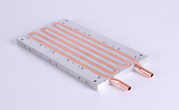 高功率芯片的新型水冷散熱板結(jié)構(gòu)仿真分析