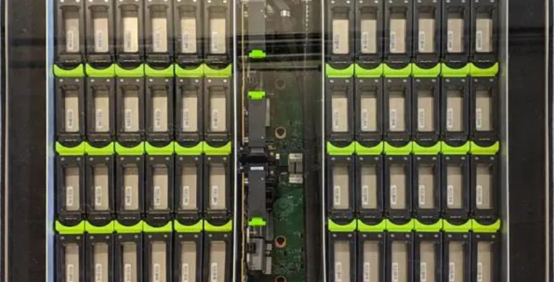 Iceotope聯(lián)手Meta！全球第二款液冷存儲(chǔ)系統(tǒng)問(wèn)世