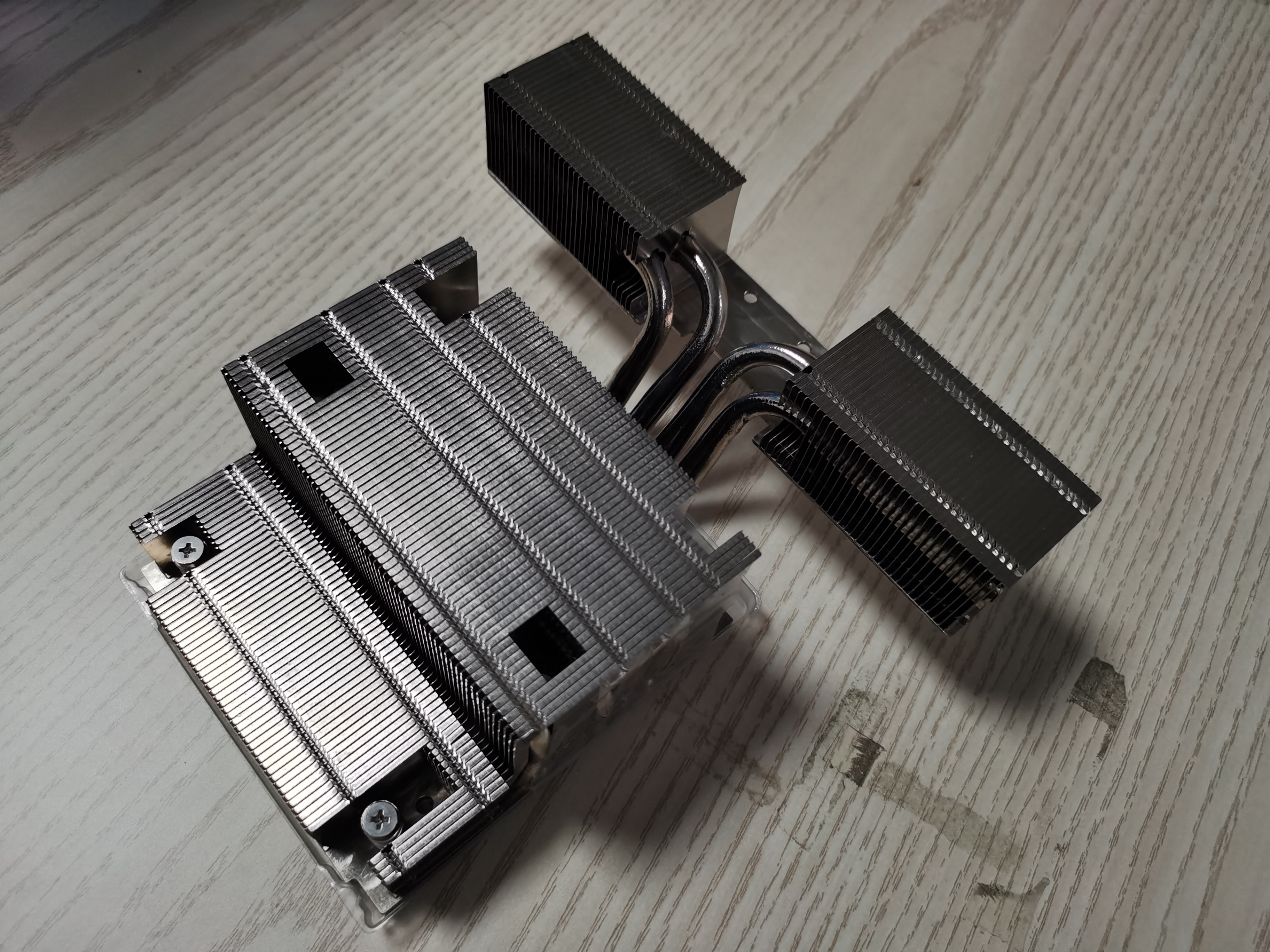 上海訊舜科技-服務(wù)器類散熱器