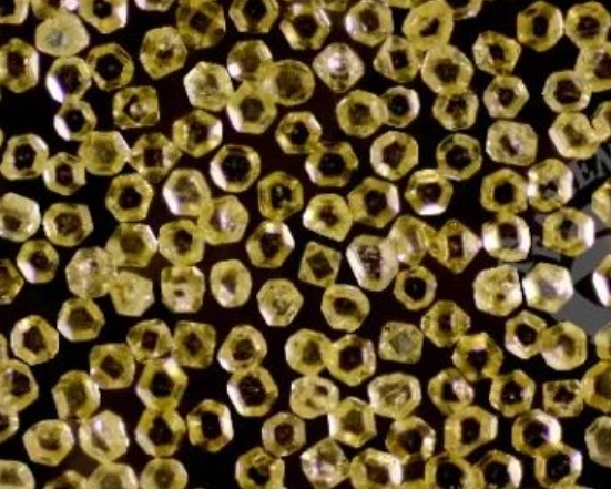 金剛石“冷”震全球！5G/AI芯片告別“高燒”時代