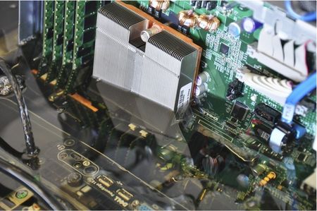 礦物油中的服務(wù)器