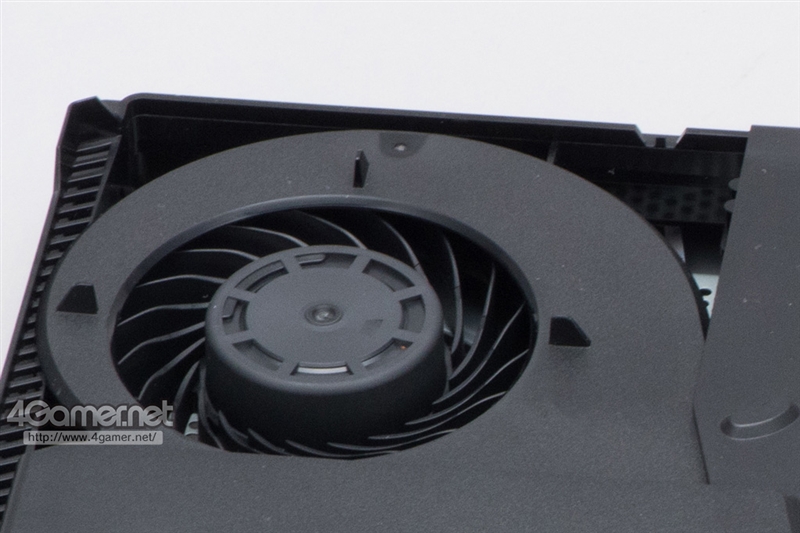 PS4 Pro主機(jī)拆解：散熱系統(tǒng)嘆為觀止