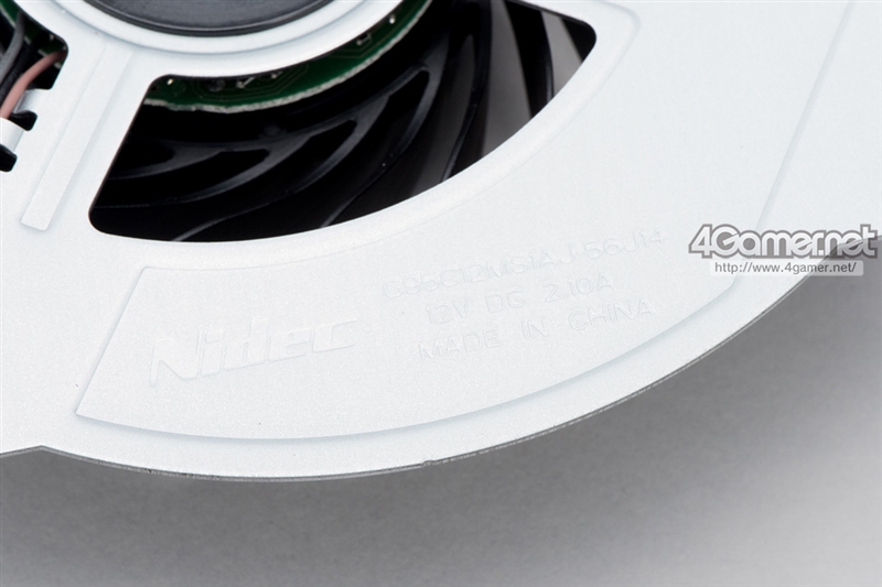 PS4 Pro主機(jī)拆解：散熱系統(tǒng)嘆為觀止