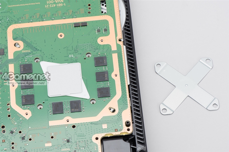 PS4 Pro主機(jī)拆解：散熱系統(tǒng)嘆為觀止